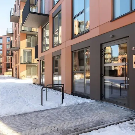 Sunny, Peaceful & Spacious By Urban Rent Apartmán