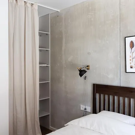 Sunny, Peaceful & Spacious By Urban Rent Апартаменты Вильнюс