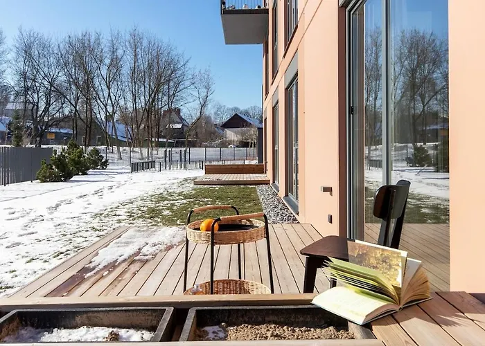 Sunny, Peaceful & Spacious By Urban Rent アパート ヴィリニュス