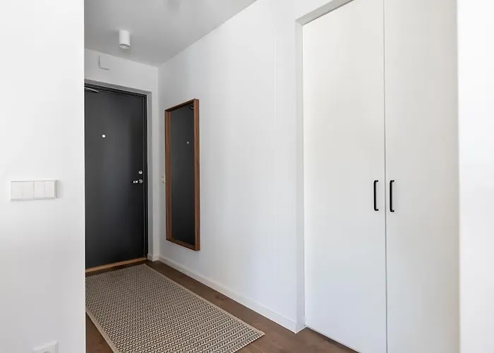 Sunny, Peaceful & Spacious By Urban Rent Apartamento