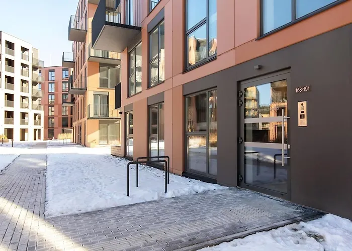 Sunny, Peaceful & Spacious By Urban Rent Apartamento