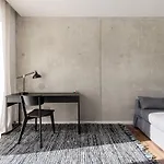 Sunny, Peaceful & Spacious By Urban Rent アパート ヴィリニュス