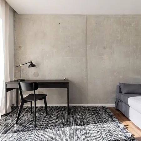 Sunny, Peaceful & Spacious By Urban Rent Apartment Wilna
