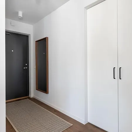 Sunny, Peaceful & Spacious By Urban Rent 公寓